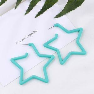 Blue/turquois acrylic star hollow hoop earrings